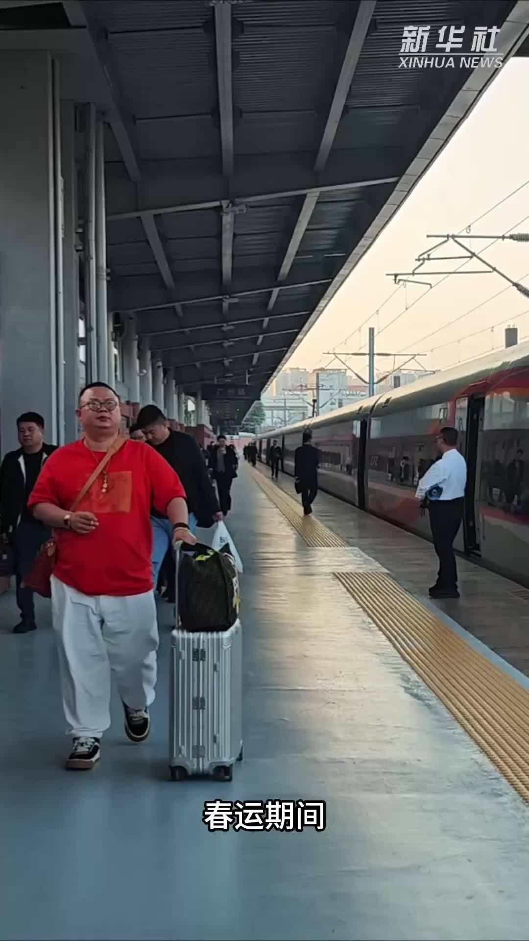 揭秘高铁司机的“百宝箱”