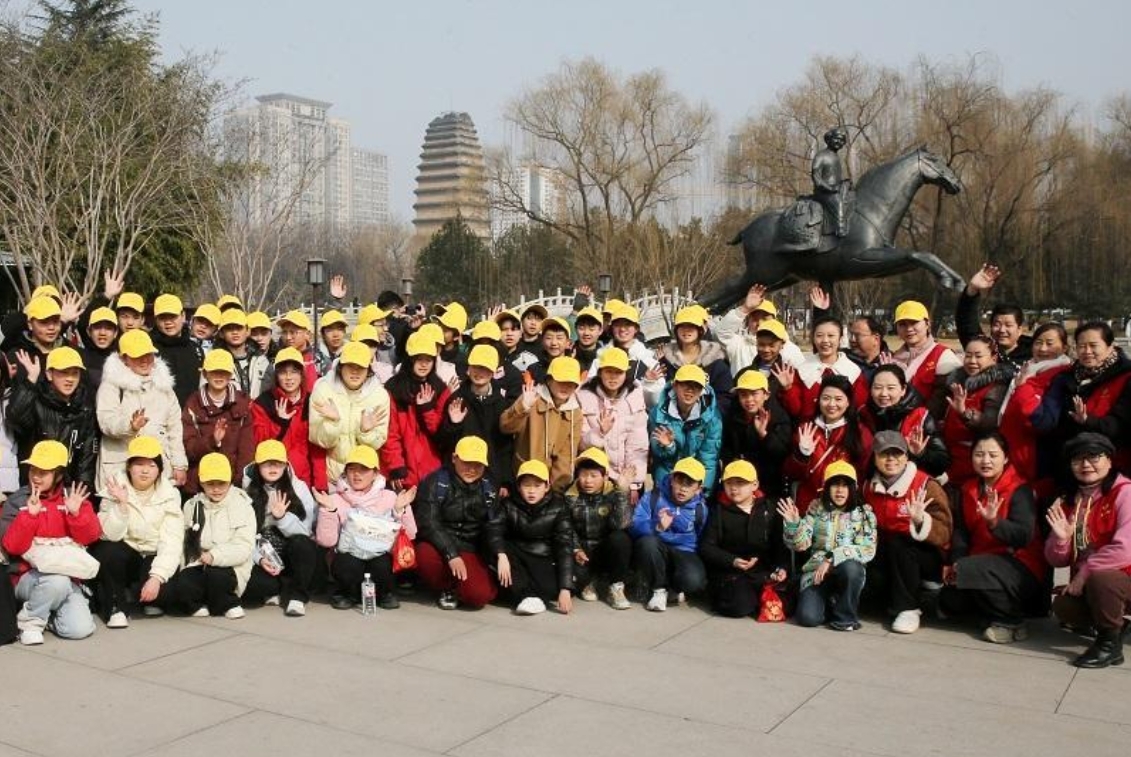 暖“心”闻:51名留守儿童“逛西安”