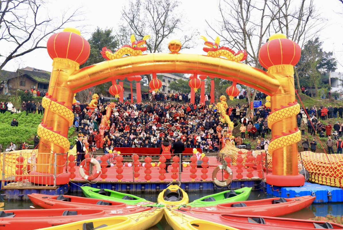 非遗展演“水上舞台”