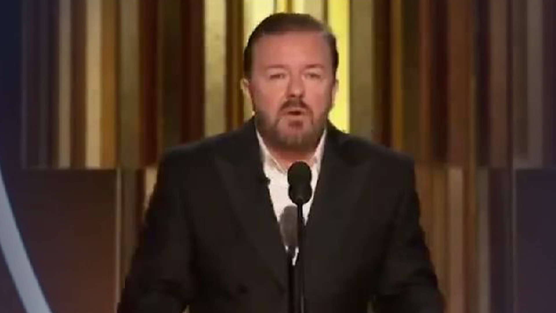 “我知道爱泼斯坦是你们的朋友，但我不在乎，停止发表政治言论，因为你们对现实世界一无所知” 瑞奇·热维斯6年前这段金球奖演讲视频又火了