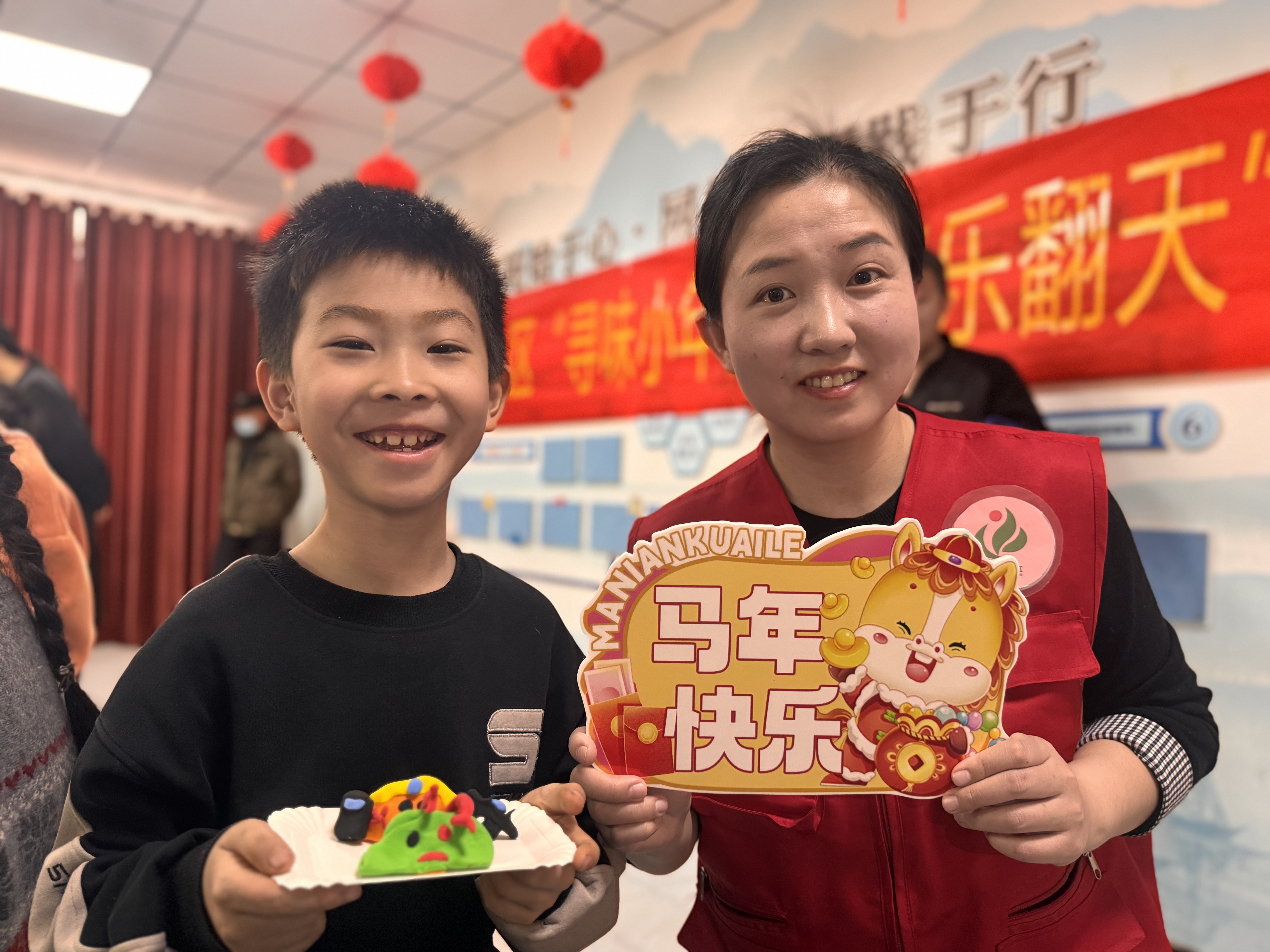 【文化书院里的中国年】傅家镇南苑绿洲社区开展“寻味小年俗 童趣乐翻天”活动