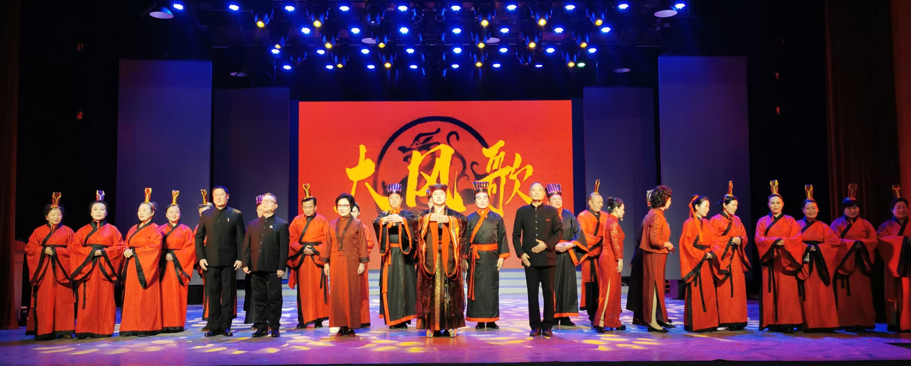 墨马藏魂，诗韵传情！徐州诗歌春晚的坚守与绽放