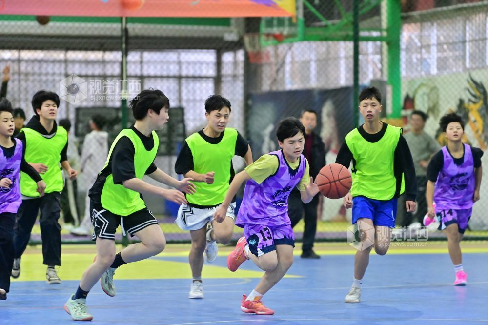 江西万载：快乐篮球度寒假（图）