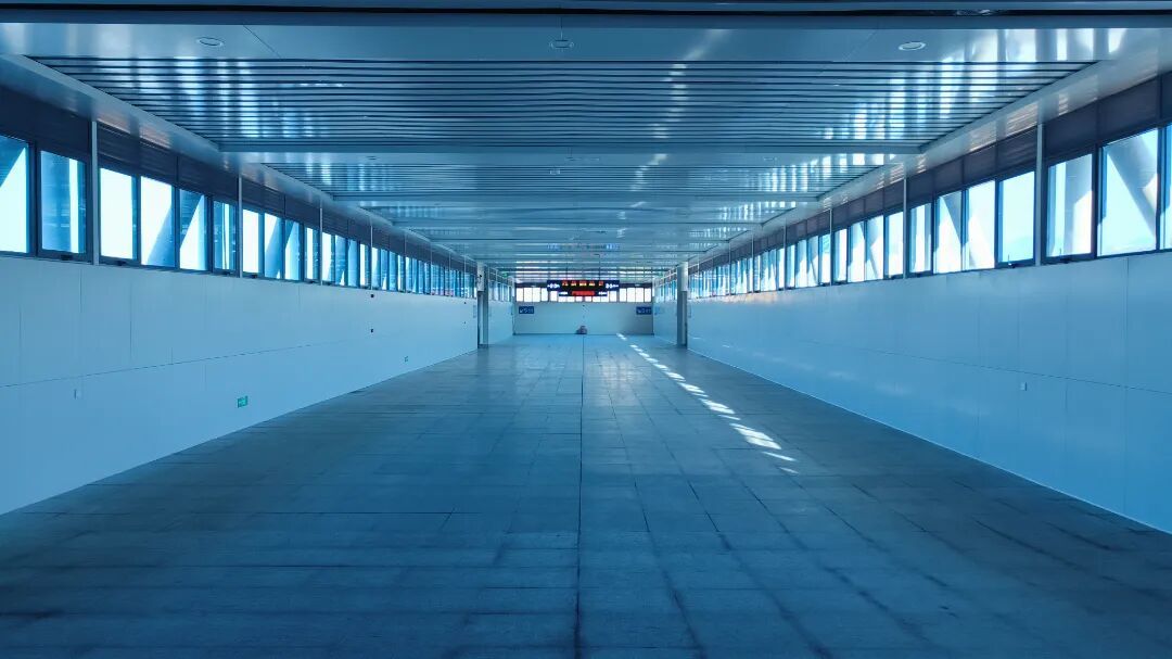 提前10天完工 赣州火车站天桥全面开放通行