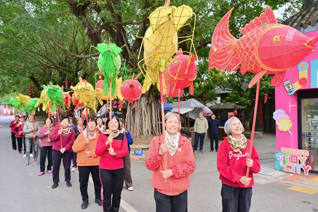 珠澳一家亲,欢喜迎大年:珠光集团举办“迎澳同胞来珠过大年”主题体验活动 盛邀港澳同胞来珠过大年