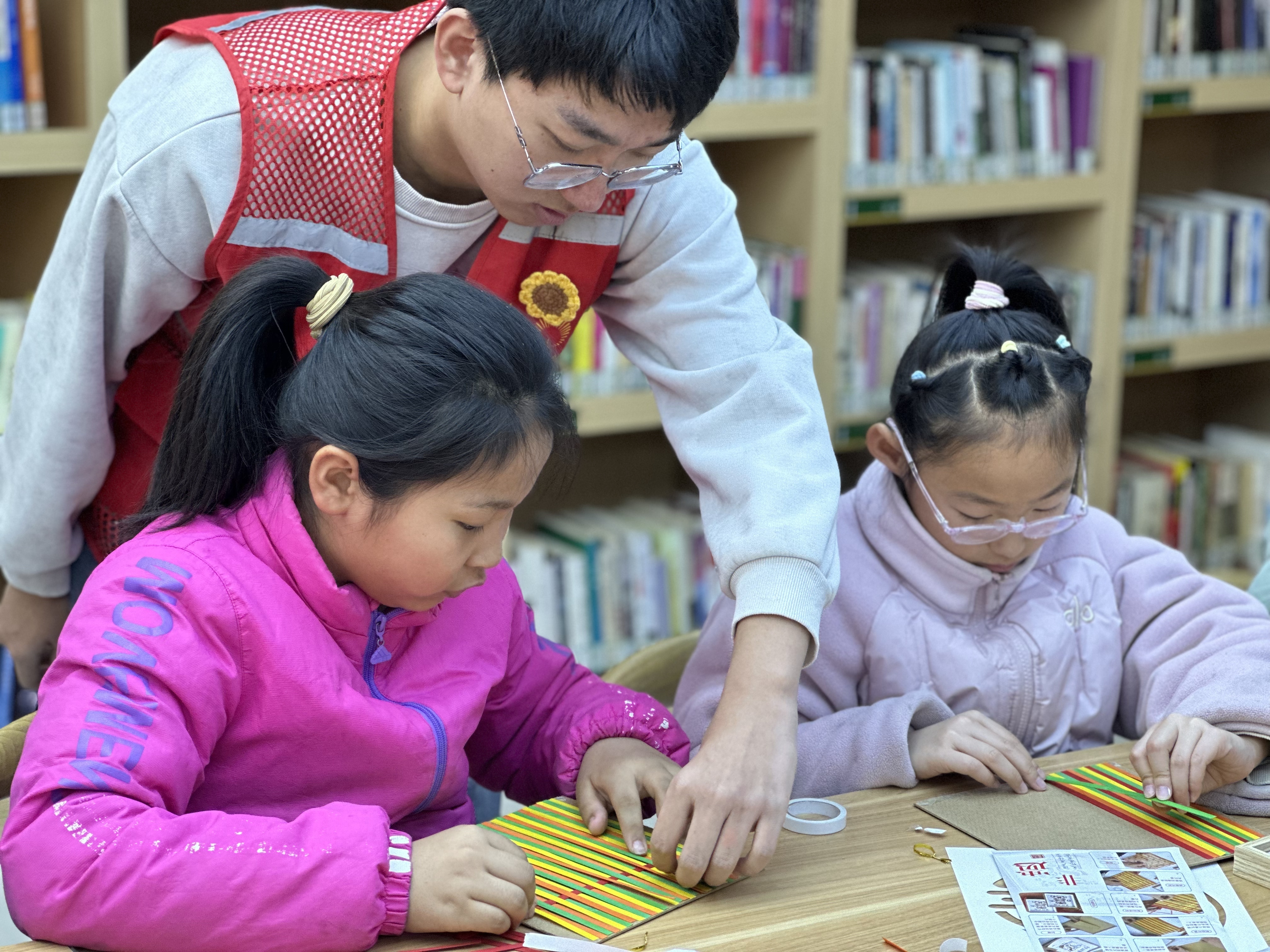 【文化书院里的中国年】傅家镇川阳社区 开展非遗竹编迎新春活动