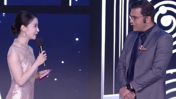 艾森：深耕17年，翻译20余部中华典籍