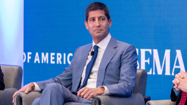 金价巨幅振荡，美联储主席如此重要？