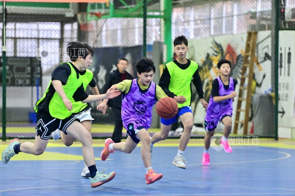 江西万载：快乐篮球度寒假（图）
