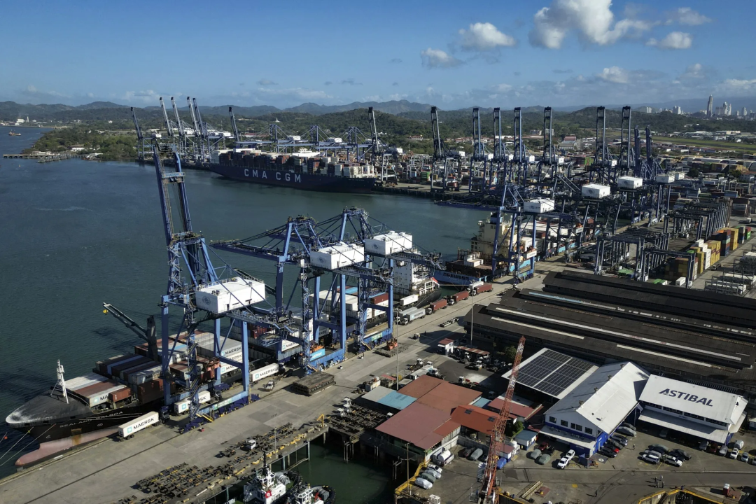 ▎1月31日,巴拿马最高法院宣布中国在运河两端关键港口的运营合同无效后的港口现状。图源:Getty Images