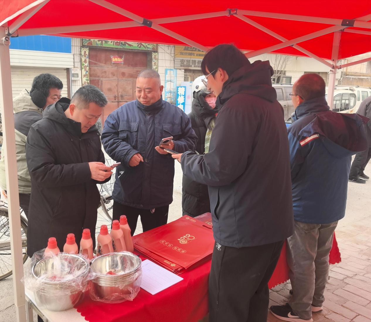 墨香里的信号，年画中的守护——山东联通以传统民俗为媒，让春节更有年味