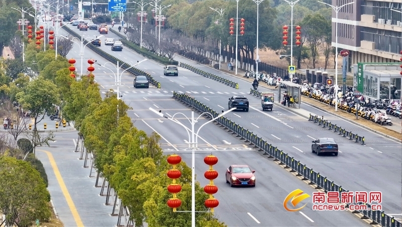 南昌：张灯结彩迎新春（图）