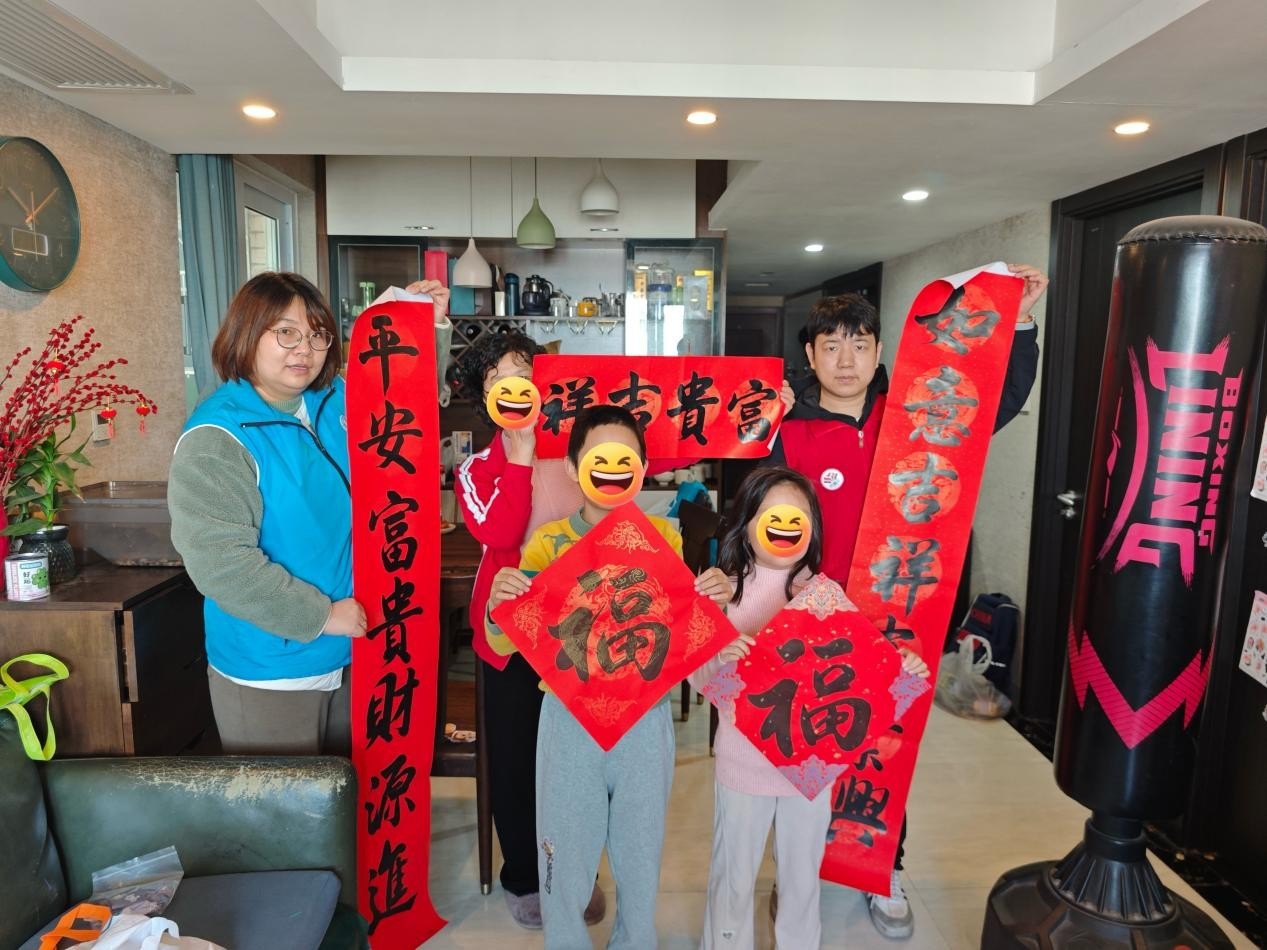 党建引领聚合力 走访慰问暖民心——流塘社区开展新春节前慰问活动