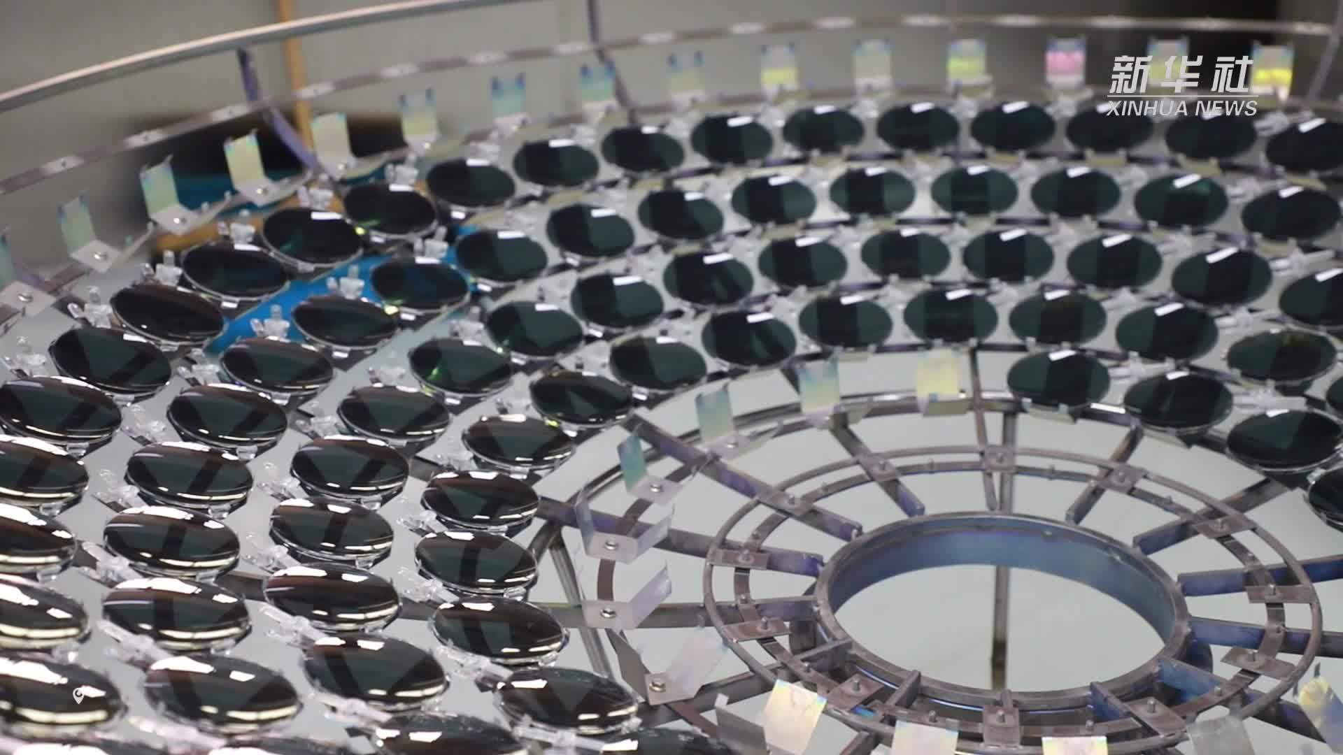 江西余江眼镜：在坚守中开创新局