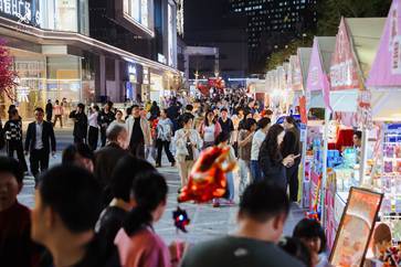 深圳迎春花市抢先看!罗湖益田假日广场假日花花好市“火”出圈