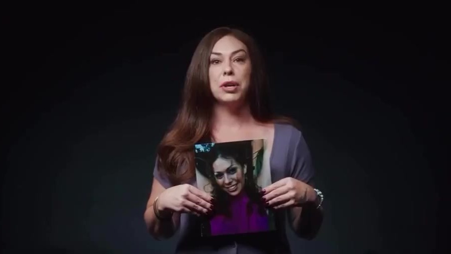 爱泼斯坦案受害者在超级碗打广告