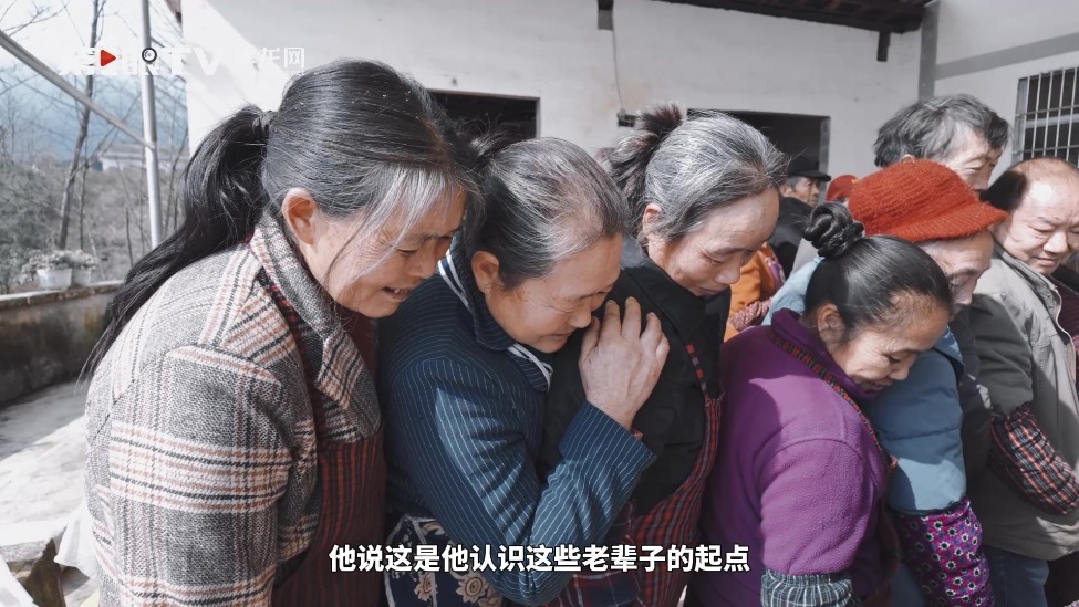 新春走基层｜偏二哥和他的300个姑婆