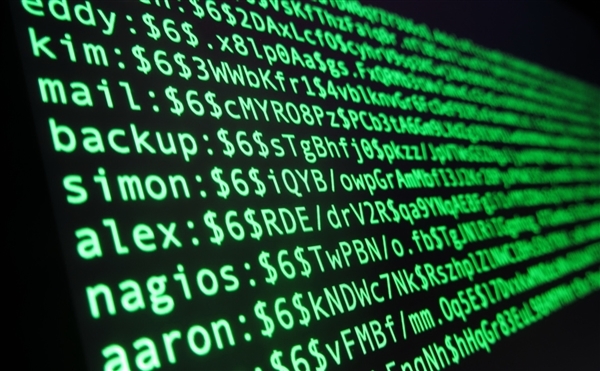 Linus炮轰Linux MMC代码更新：纯粹的垃圾！没经过测试的破烂