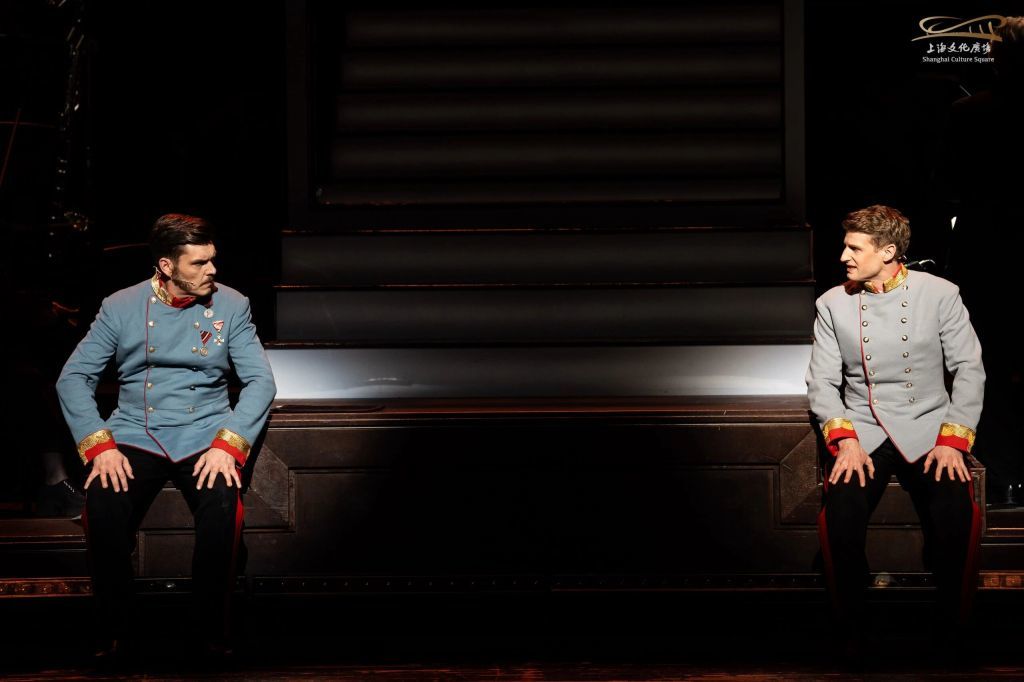 音乐剧《伊丽莎白》音乐会版(剧照上海文化广场官方公众号)