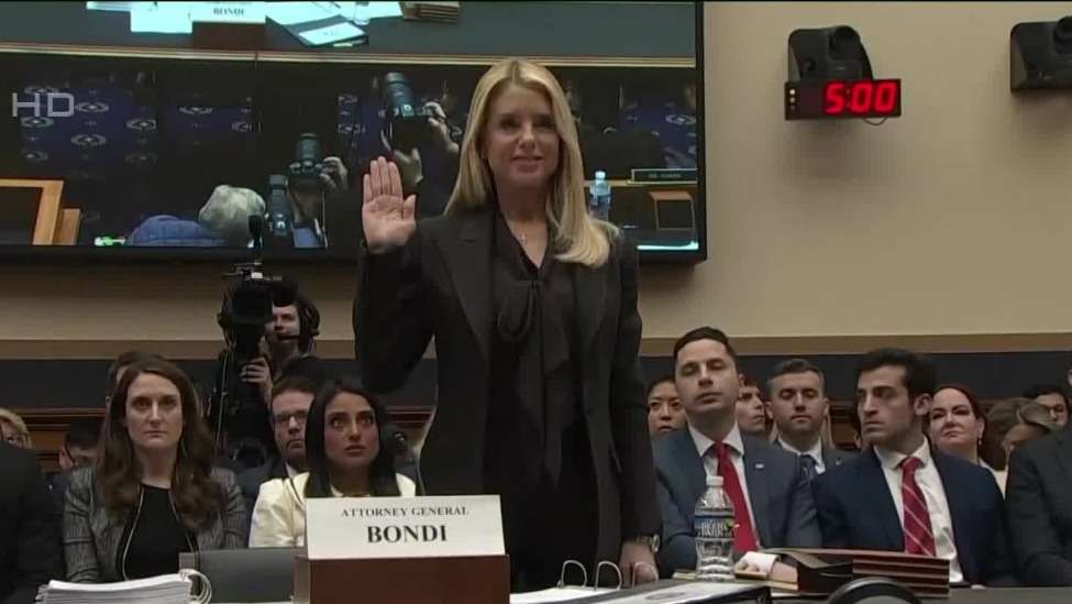 美司法部长拒向爱泼斯坦案受害者道歉