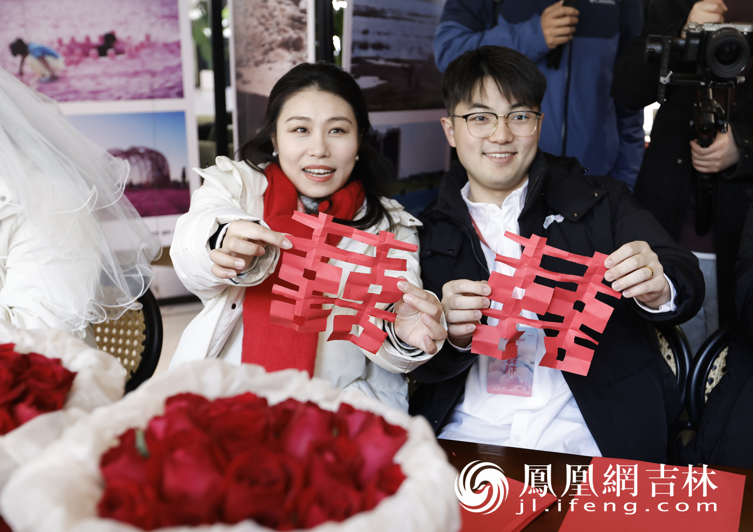 图集|“连理长春,挚爱长白”14对新人在冰雪中见证爱情