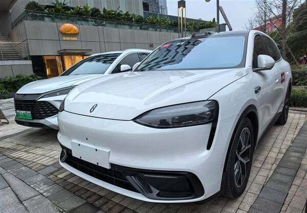 25万价位的大爆款来了 全新问界M6实车多方位展示