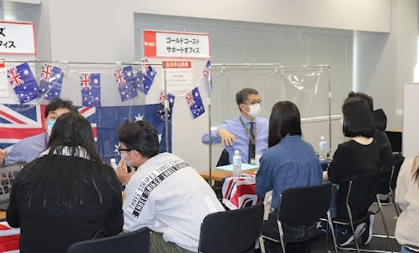 日媒:高市说“赚翻了”,但年轻人正逃往海外