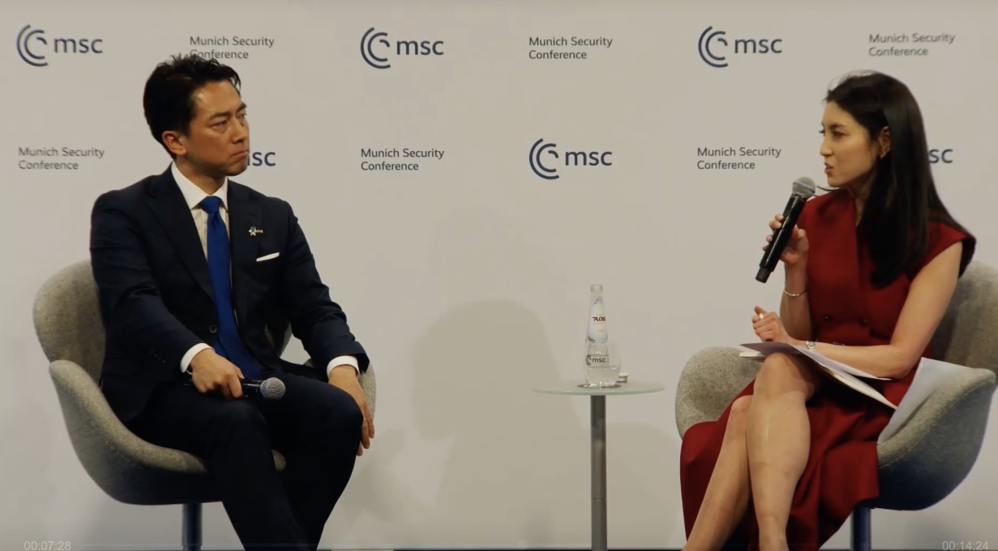 凤凰在现场丨用威慑确保区域安全?小泉声称日本要走自己的国防道路