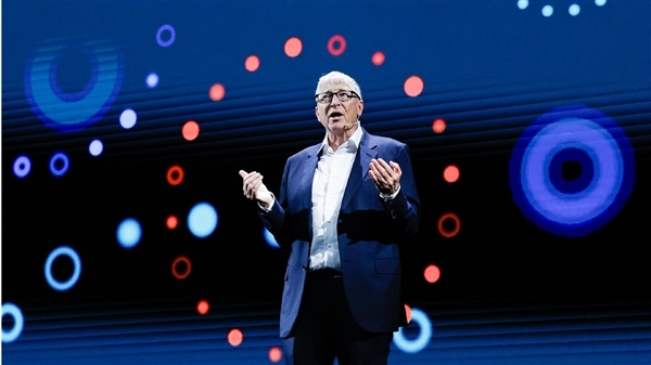 时隔两年半再度访华 比尔&middot;盖茨抵达在上海演讲：进步取决于最先惠及谁