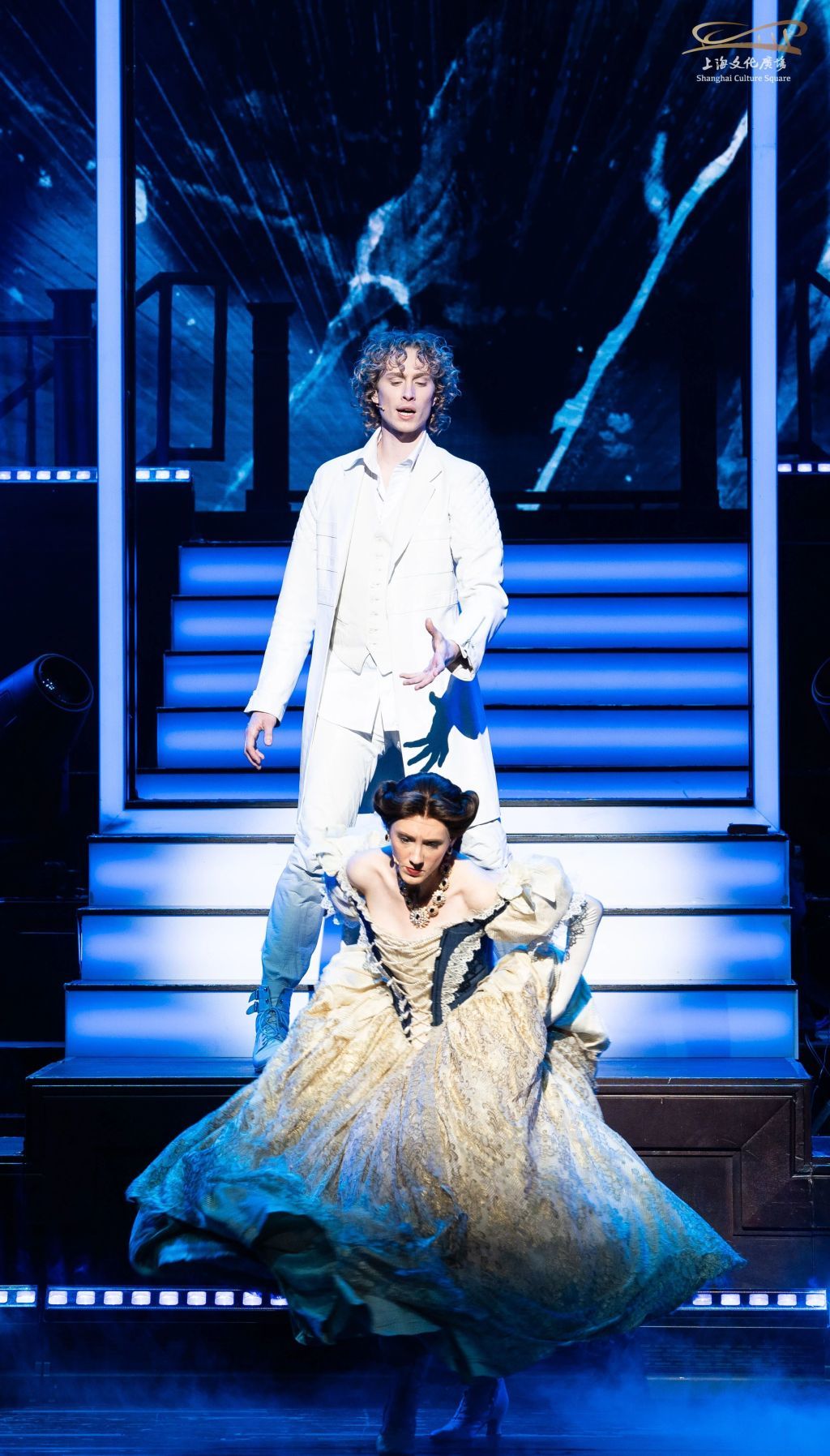 与死神共舞的伊丽莎白皇后 音乐剧《伊丽莎白》音乐会版(剧照上海文化广场官方公众号)