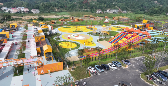 庐山西海“橘祥里-共富市集”开业 “海上橘乡”农文旅融合再添新场景