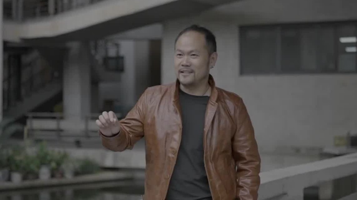 如何将绘画、建筑设计“嫁接”到电影美术？陆苇给电影美术史添了浓重一笔