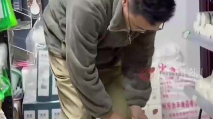 发现新主播|85后高知夫妻辞职回乡开超市：回家有时不是选择题，而是必答题