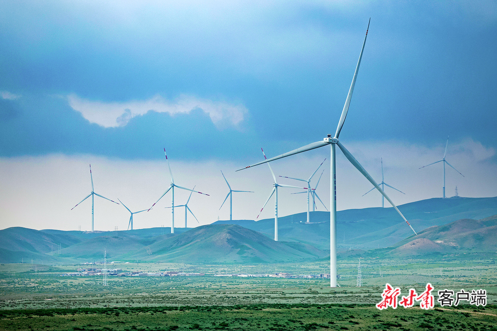 甘肃景泰一风电场　资料图　新甘肃&middot;甘肃日报记者　冯乐凯