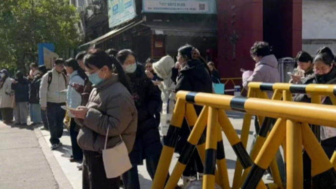 “进考场了，却突然通知取消笔试”，官方致歉