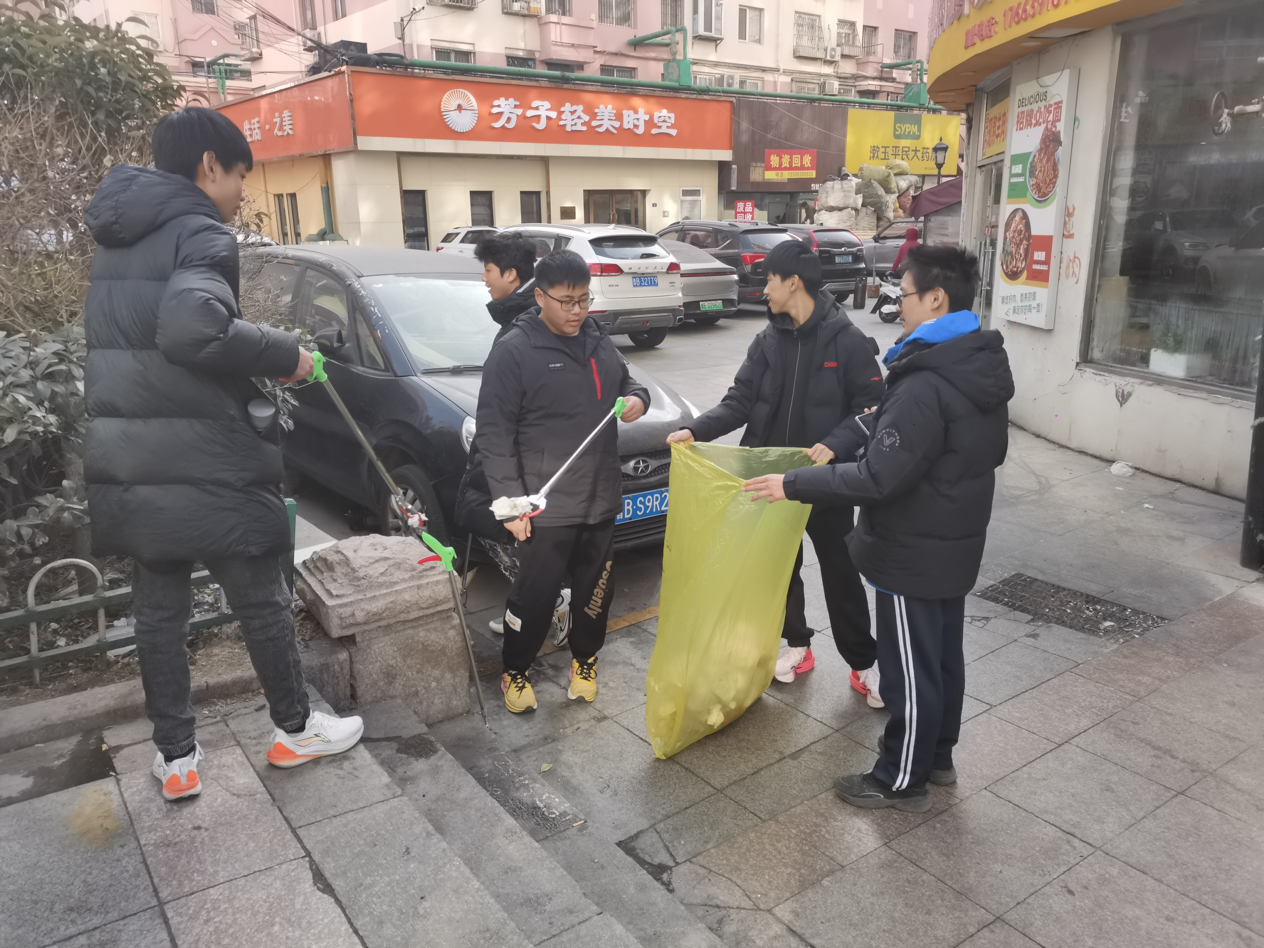 全环境立德树人│用陪伴守护初心 台东街道开展青少年寒假安全教育社会实践活动