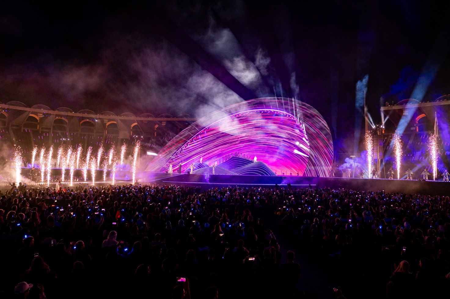 当地时间2月6日晚,阿布扎比世界大师运动公开赛开幕式举行