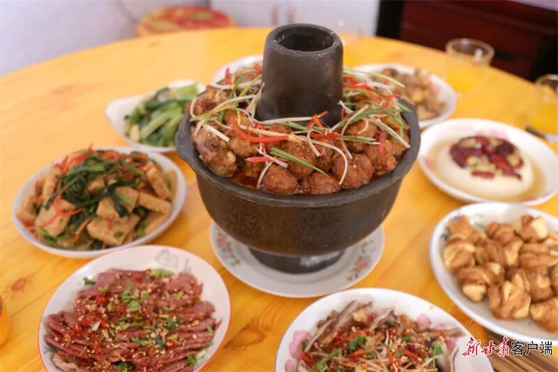 过年餐桌上的土暖锅