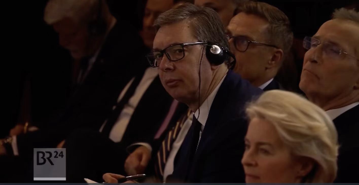 凤凰在现场丨大变局?德国总理宣布大规模扩军,呼吁欧洲更强势