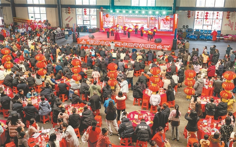 南昌湾里：搭建“百姓大舞台” 喜迎新春佳节（图）