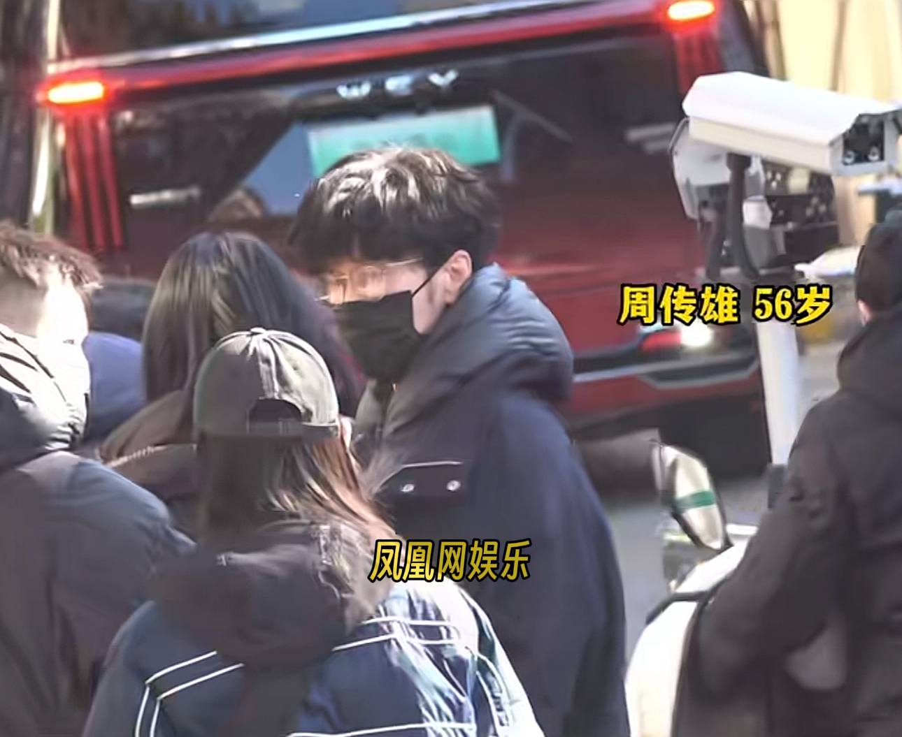 周传雄现身2026央视春晚第三次联排,期待精彩表现!