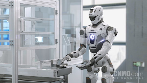 众擎人型机器人