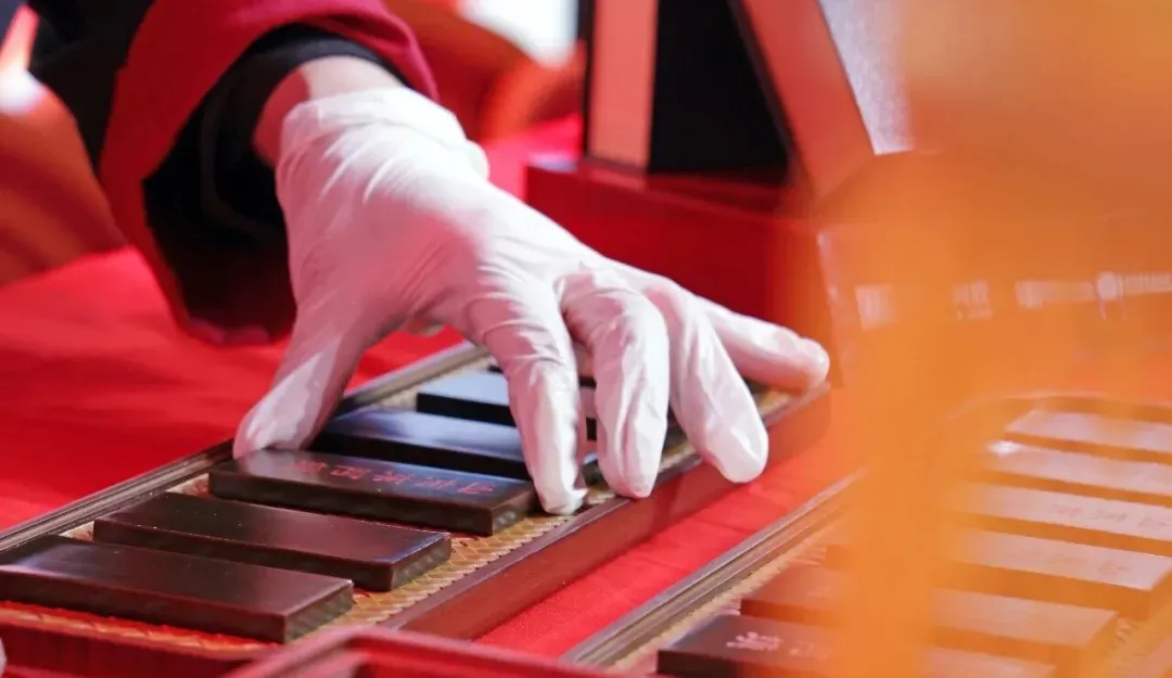 当“老字号”遇见“新舞台”：福牌阿胶独家冠名首届非遗春晚背后的文化自信与品牌破局