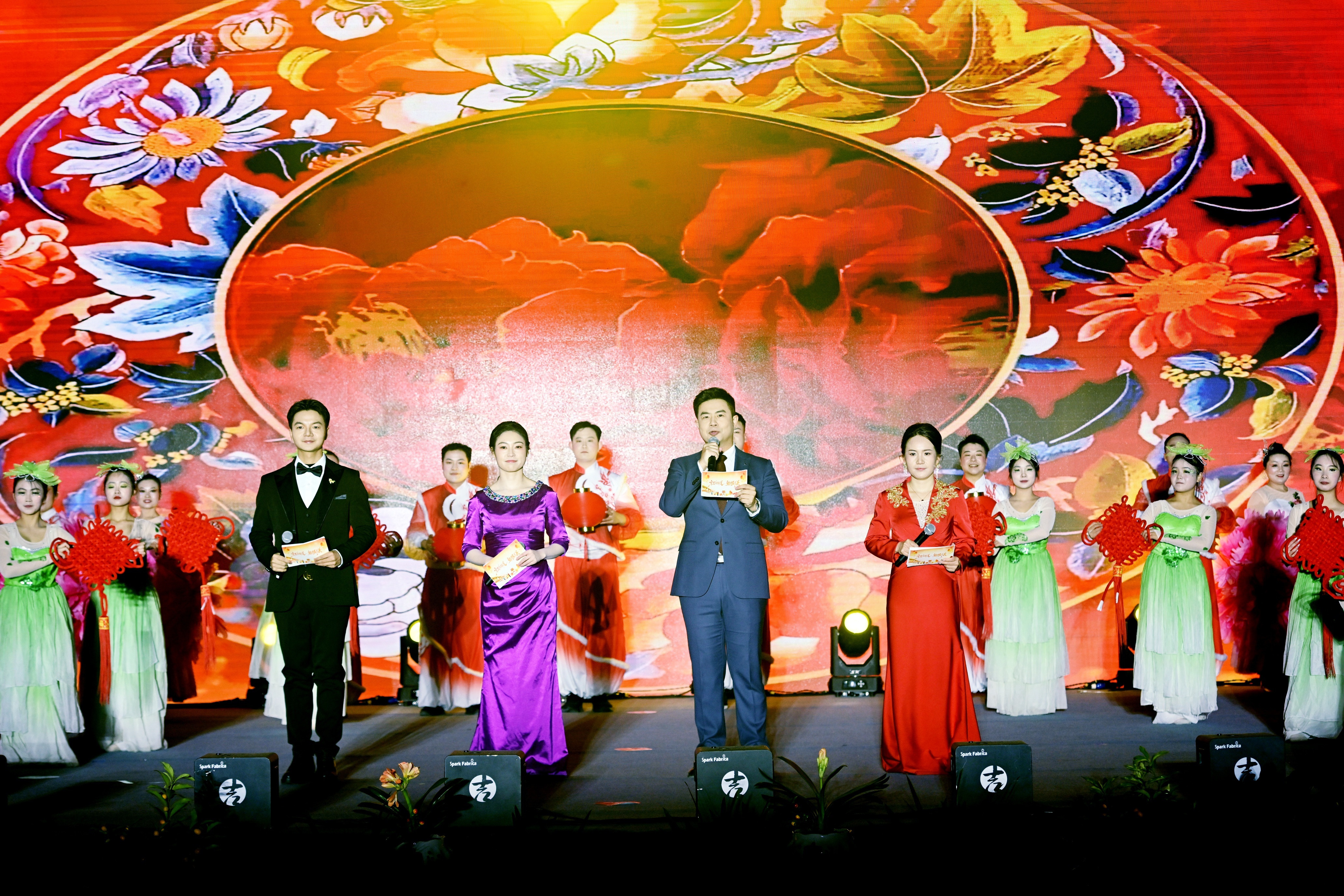 沅陵官庄界亭驿村：“村晚”闹小年 “驿路”年味浓