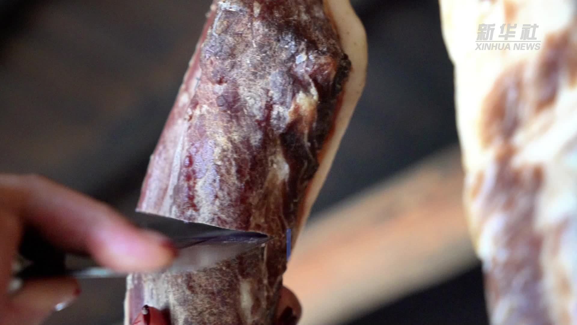 云南昌宁：一桌年夜饭 岁岁皆团圆