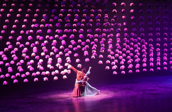 非遗“活化”成为最强“引擎”，鹰潭春节文旅市场活力奔涌