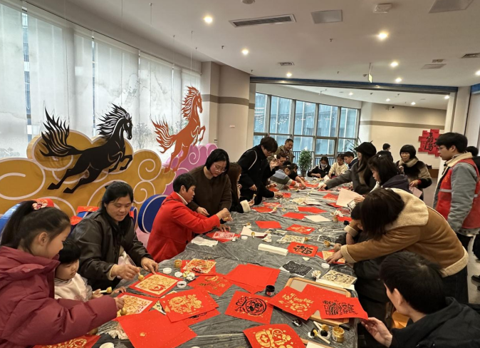 非遗“活化”成为最强“引擎”，鹰潭春节文旅市场活力奔涌