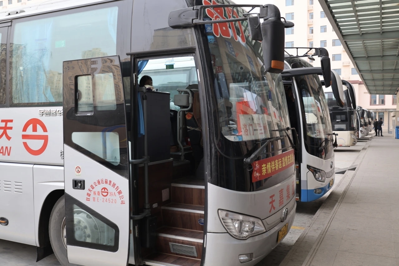 春节期间道路客运车站