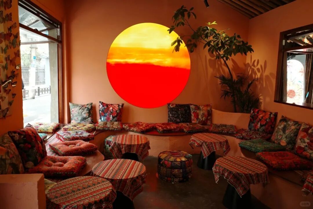 小红书博主@街六不白搭 (7).jpg