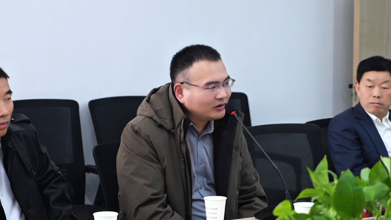 乡情为归 笃行向新：滨海港经济区黄海村举办2026年乡贤暨成功人士新春团拜会